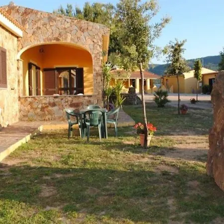 Farm stay Monte Istulargiu